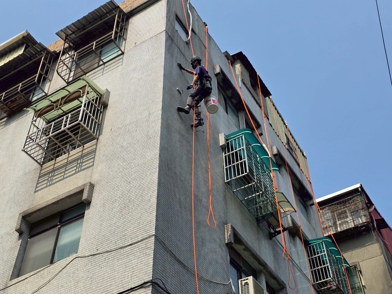 外牆防水漆施作